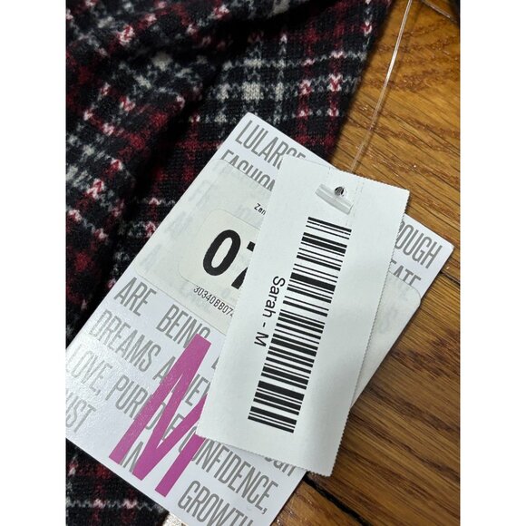 Lularoe Women Sarah Cardigan Cover Up Duster Size Medium Red Black Plaid NWT - Picture 5 of 8